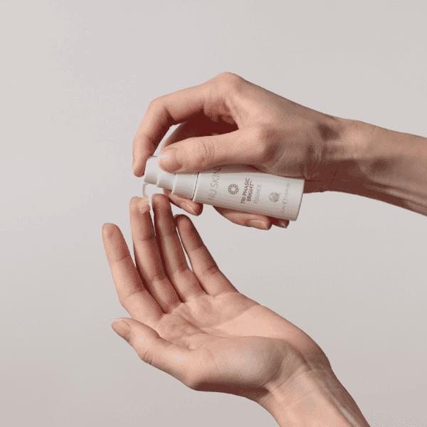 ไตร เฟสิค ไบร์ท เอสเซ็นซ์